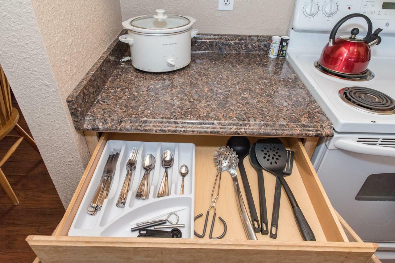 Mountain Song Apartment Колорадо Спрингс Екстериор снимка
